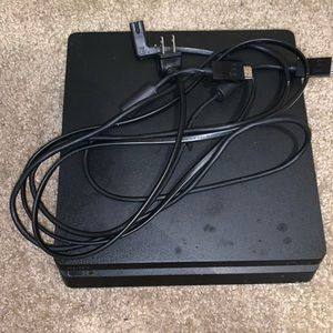 PS4 slim